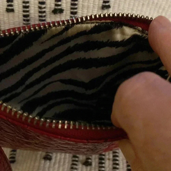 Red Express Crocodile Zipper Wristlet with attached Key Chain - Picture 3 of 4